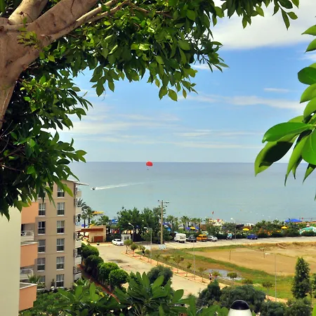 酒店 Blue Night 3*