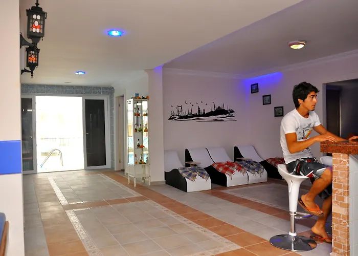 Blue Night 3* Konaklı