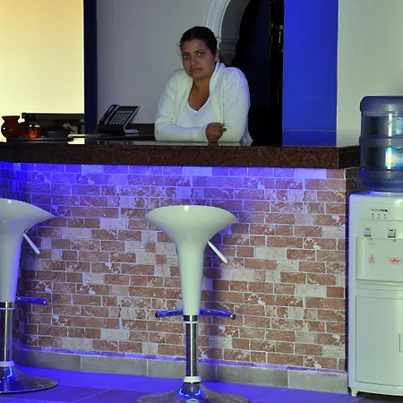 Hotel Blue Night Konaklı