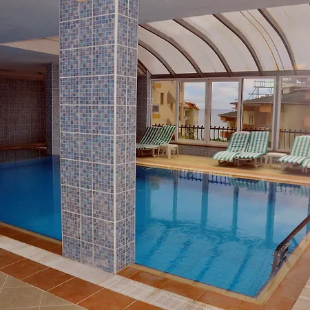 Hotel Blue Night Konaklı