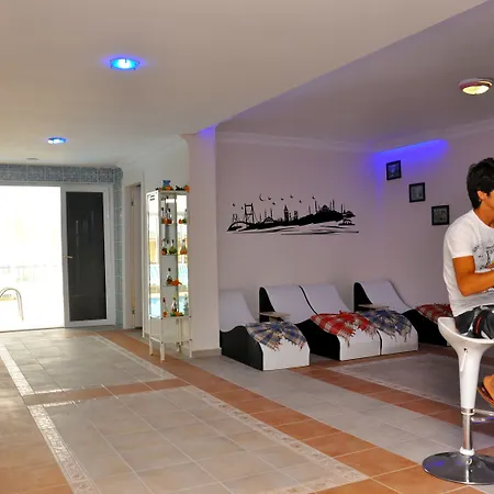 Blue Night 3* Konaklı