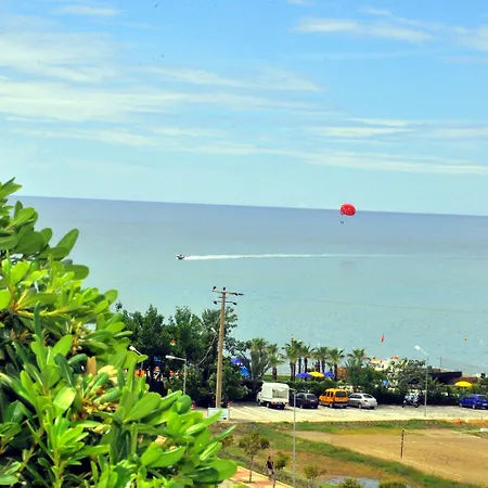 Hotel Blue Night Konaklı