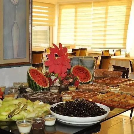 Blue Night Hotel Konaklı