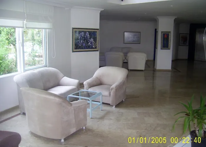 Hotel Blue Night Konaklı